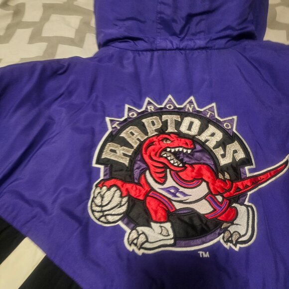 90s Toronto Raptors Starter Jacket - Picture 4 of 5